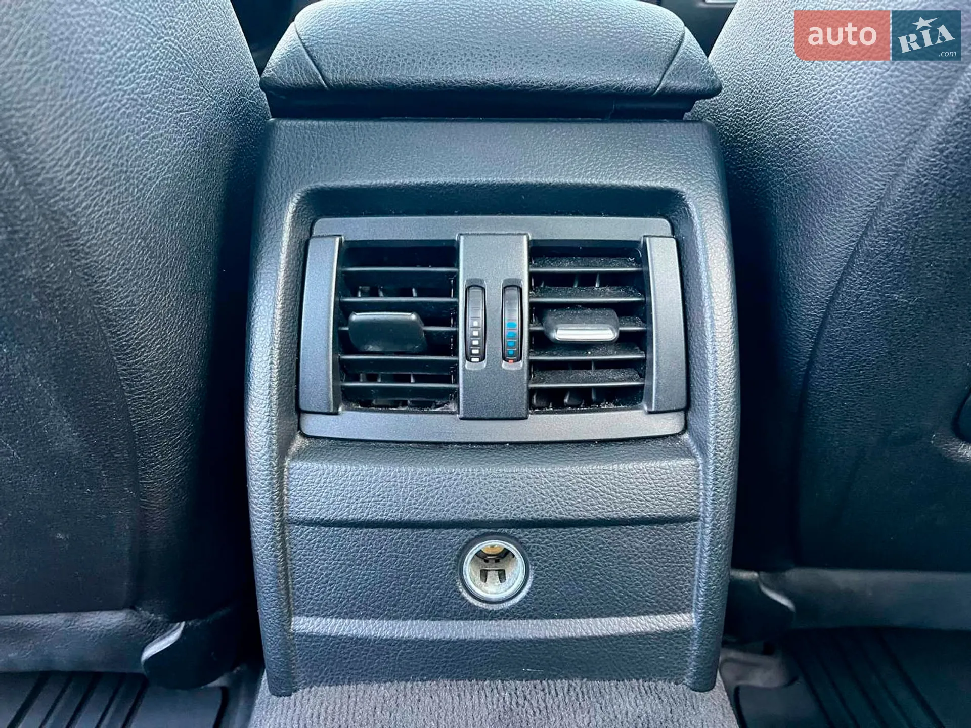 2015 BMW 3er - мініатюра 37