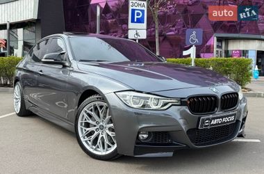 Седан BMW 3 Series 2017 в Києві