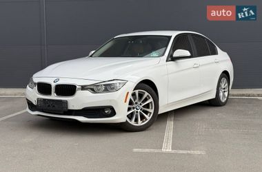 Седан BMW 3 Series 2017 в Киеве