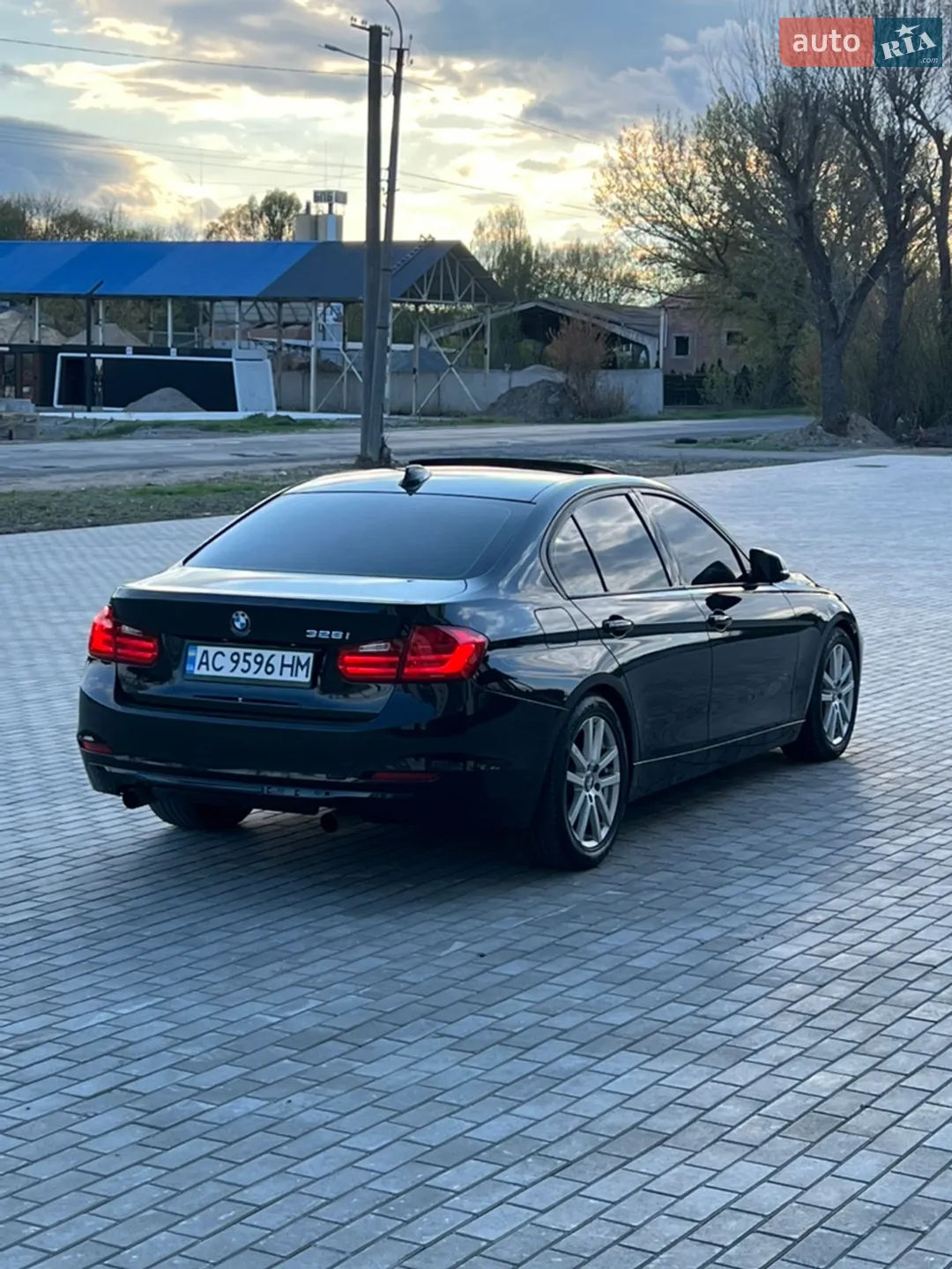 2012 BMW 3er - мініатюра 12