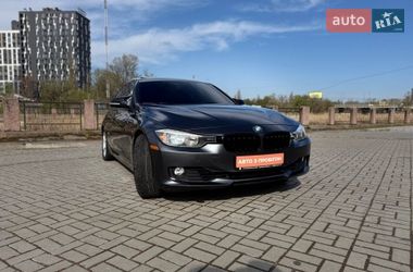 Седан BMW 3 Series 2014 в Кропивницком