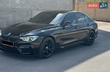 Седан BMW 3 Series 2016 в Могилев-Подольске