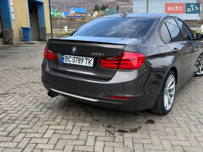 BMW 3 Series 2012