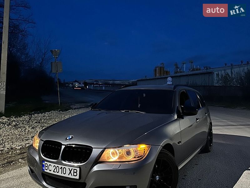 BMW 3 Series 2010