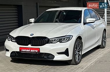 Седан BMW 3 Series 2022 в Киеве