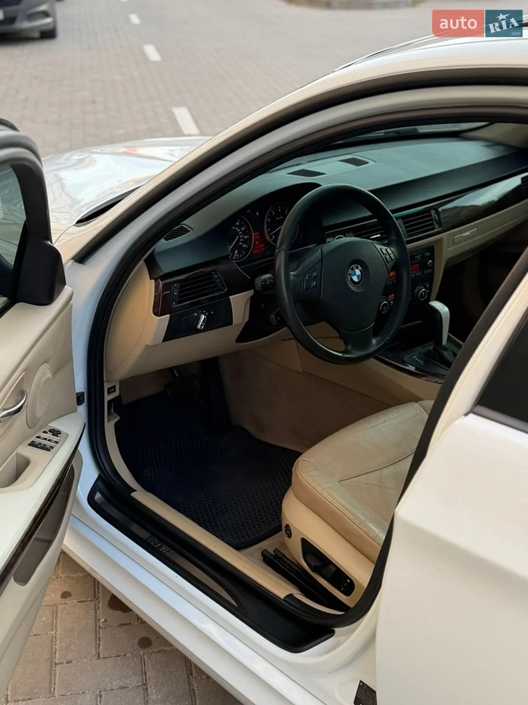 2010 BMW 3er - мініатюра 15