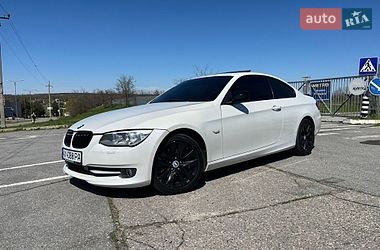 Купе BMW 3 Series 2011 в Харькове