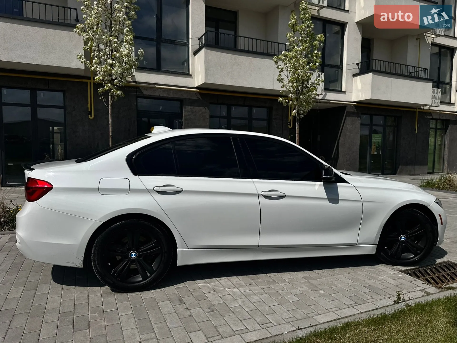 2015 BMW 3er - мініатюра 2