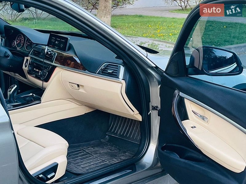 Седан BMW 3 Series 2017 в Киеве