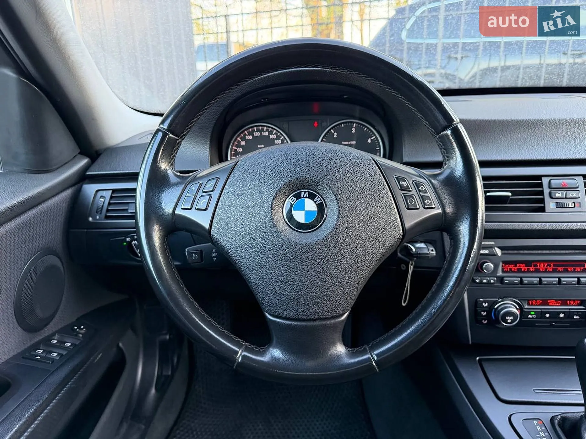 2010 BMW 3er - мініатюра 29
