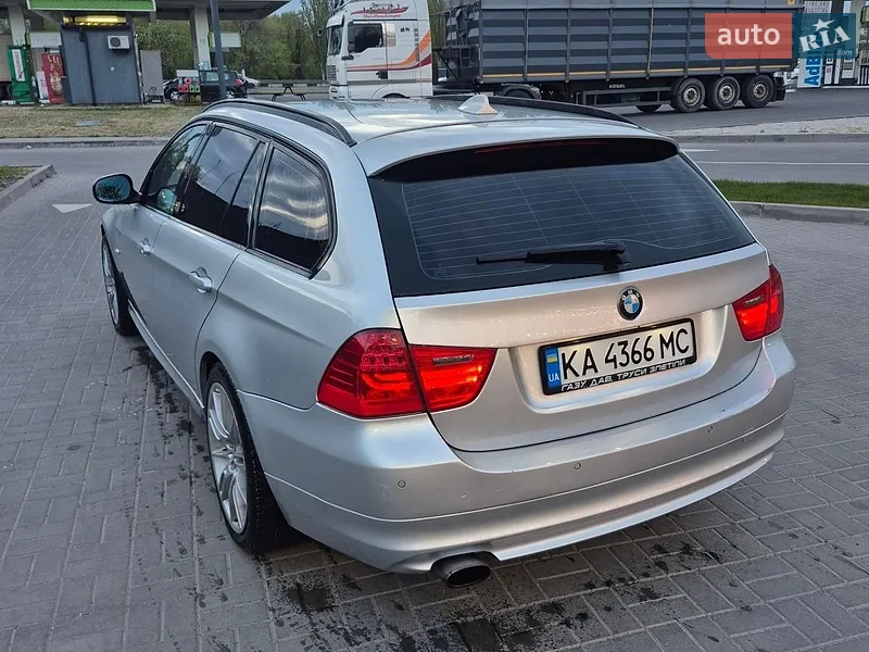 BMW 3 Series 2011 VIN WBAUY11050F040406 фото оголошення 6 з 50