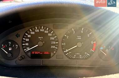 Седан BMW 3 Series 1997 в Черновцах