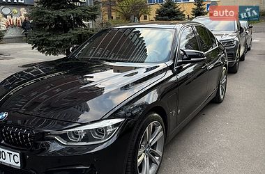 Седан BMW 3 Series 2017 в Киеве