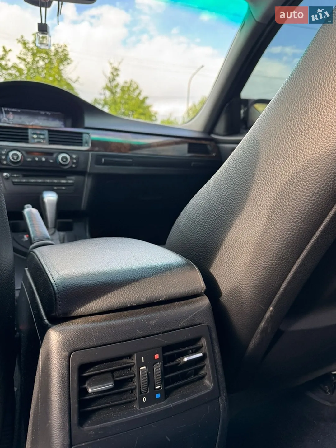 2010 BMW 3er - мініатюра 27