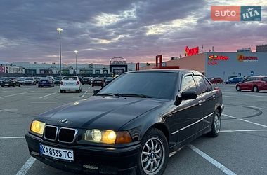 Седан BMW 3 Series 1992 в Києві