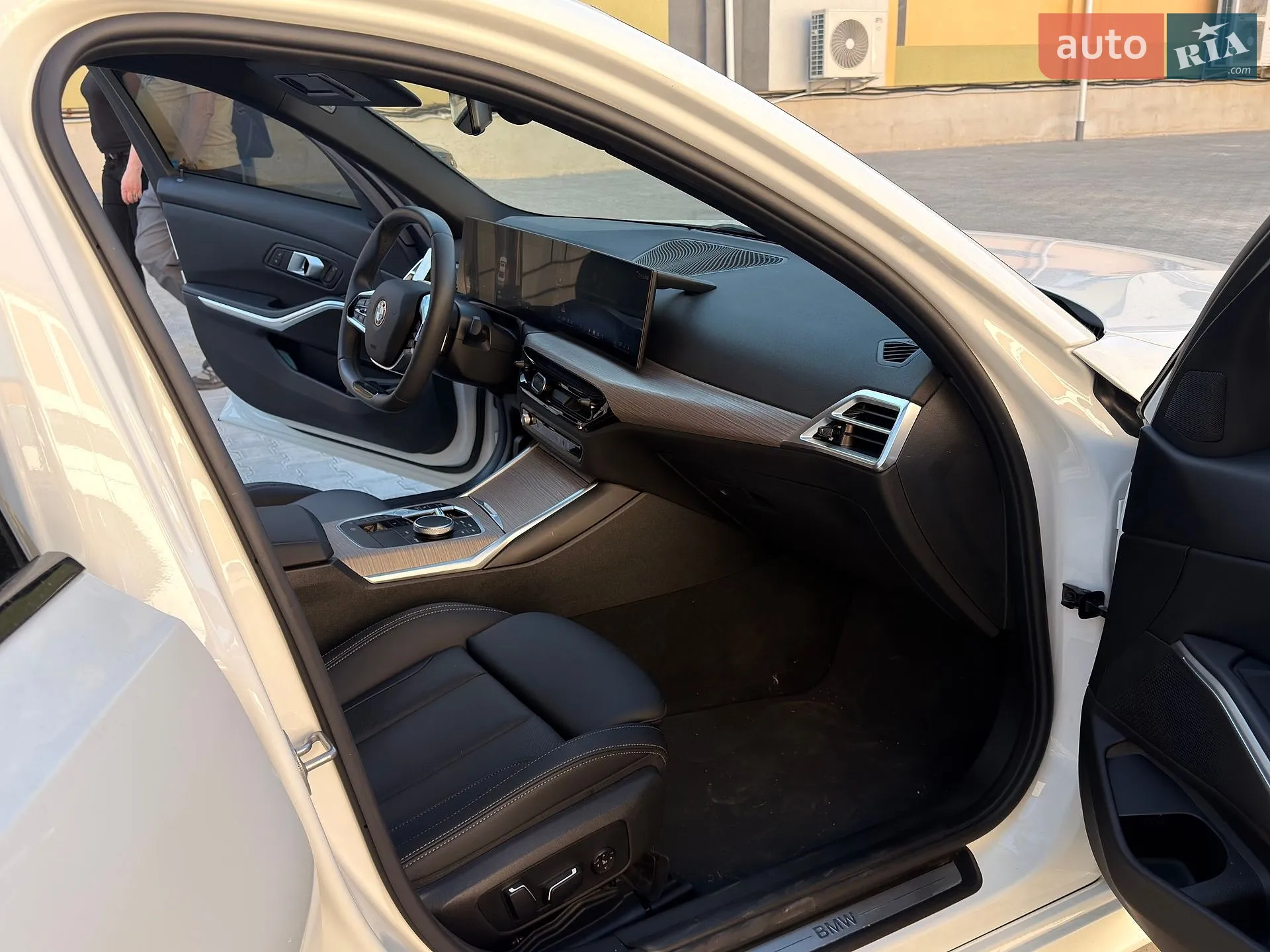 2024 BMW 3er - мініатюра 19
