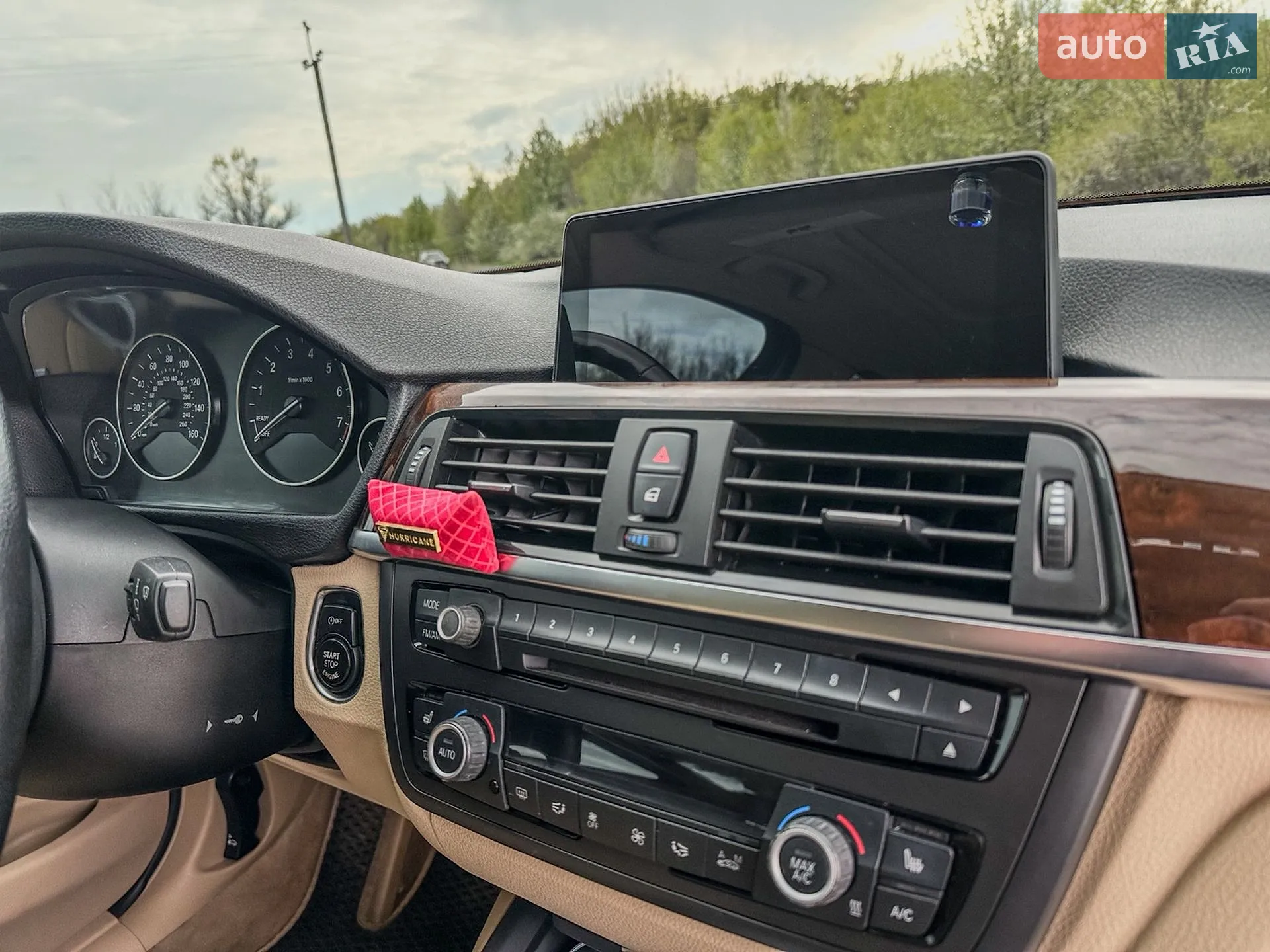 2012 BMW 3er - мініатюра 11