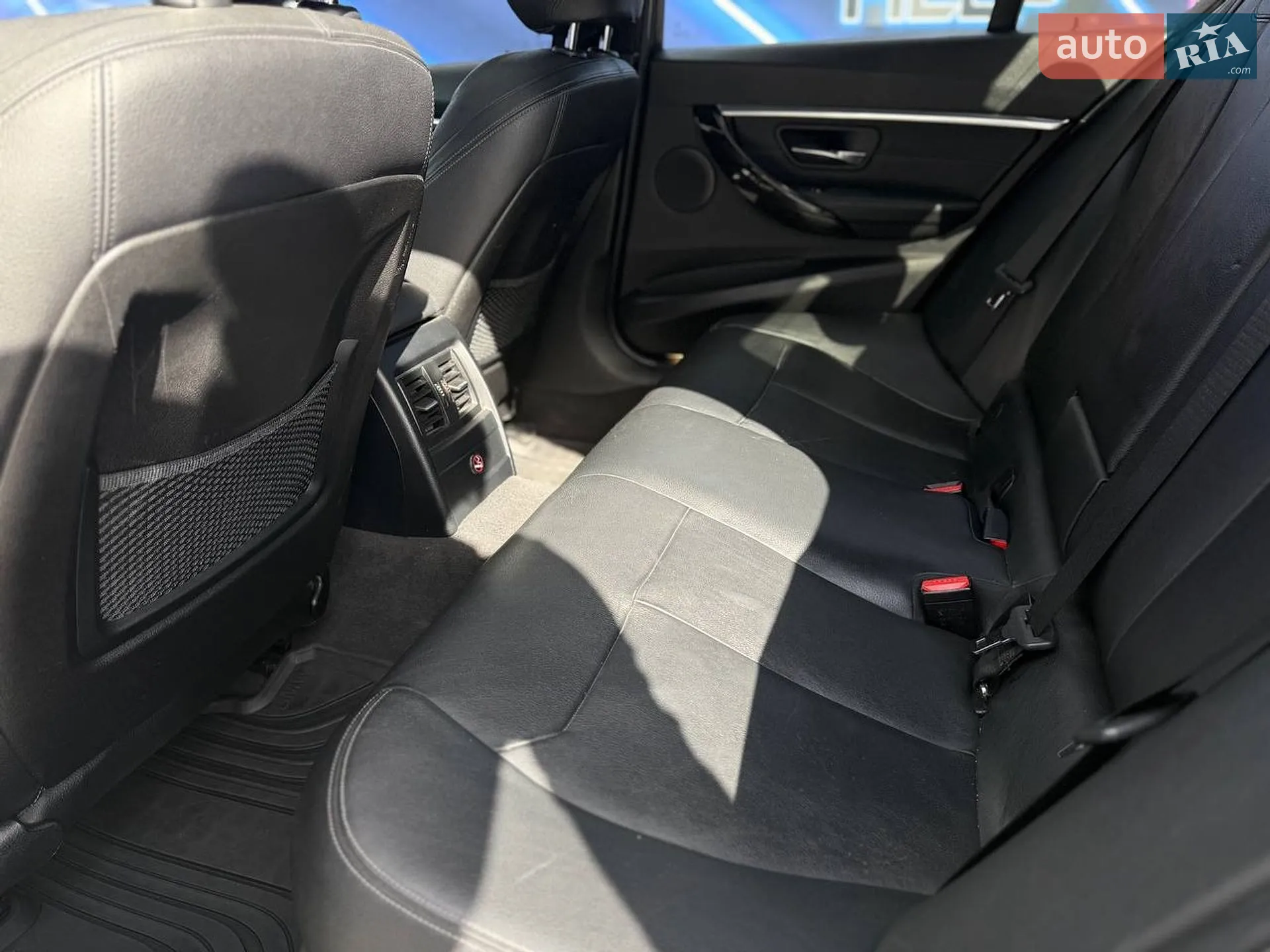 2015 BMW 3er - мініатюра 8