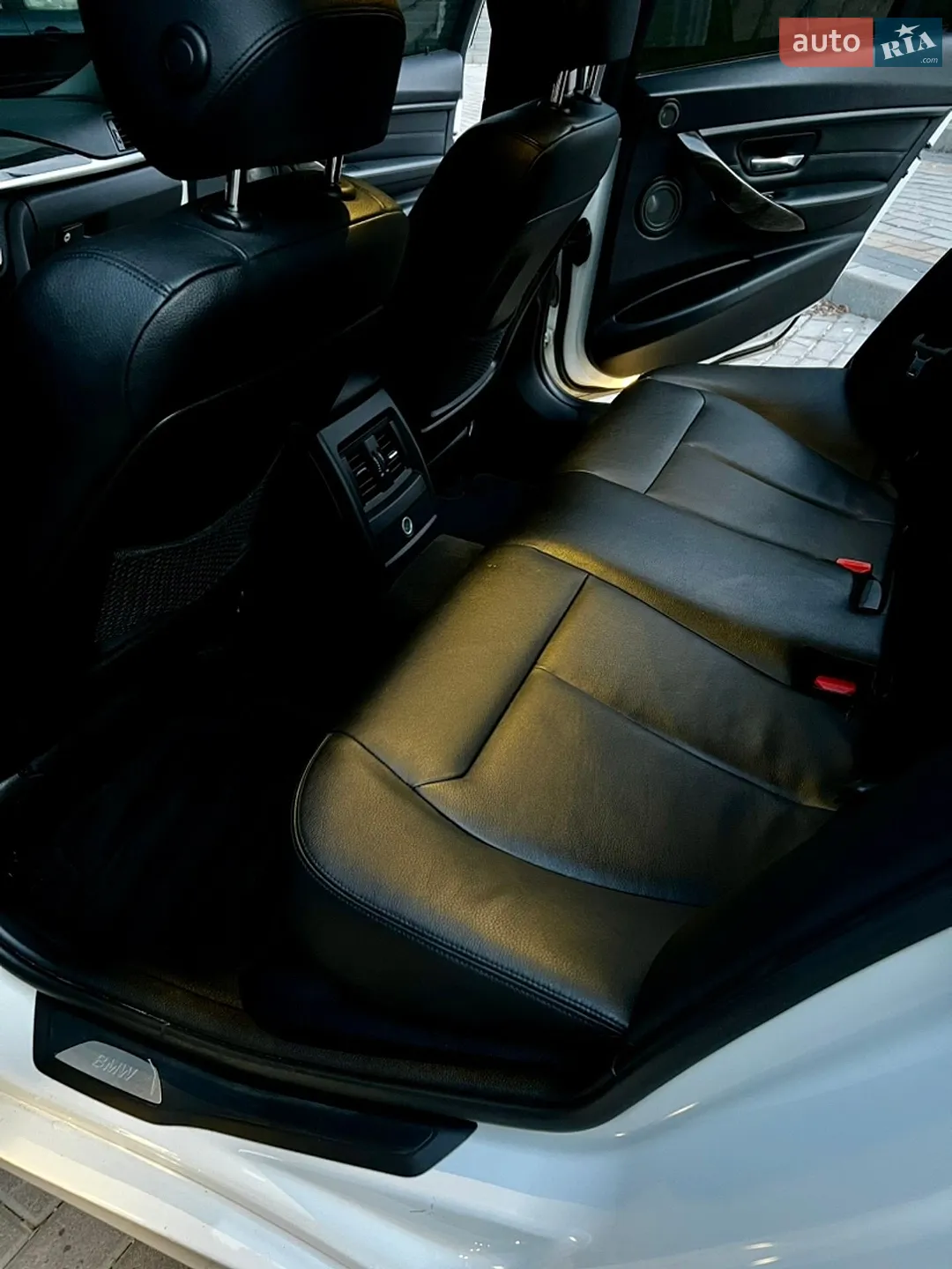 2012 BMW 3er - мініатюра 20
