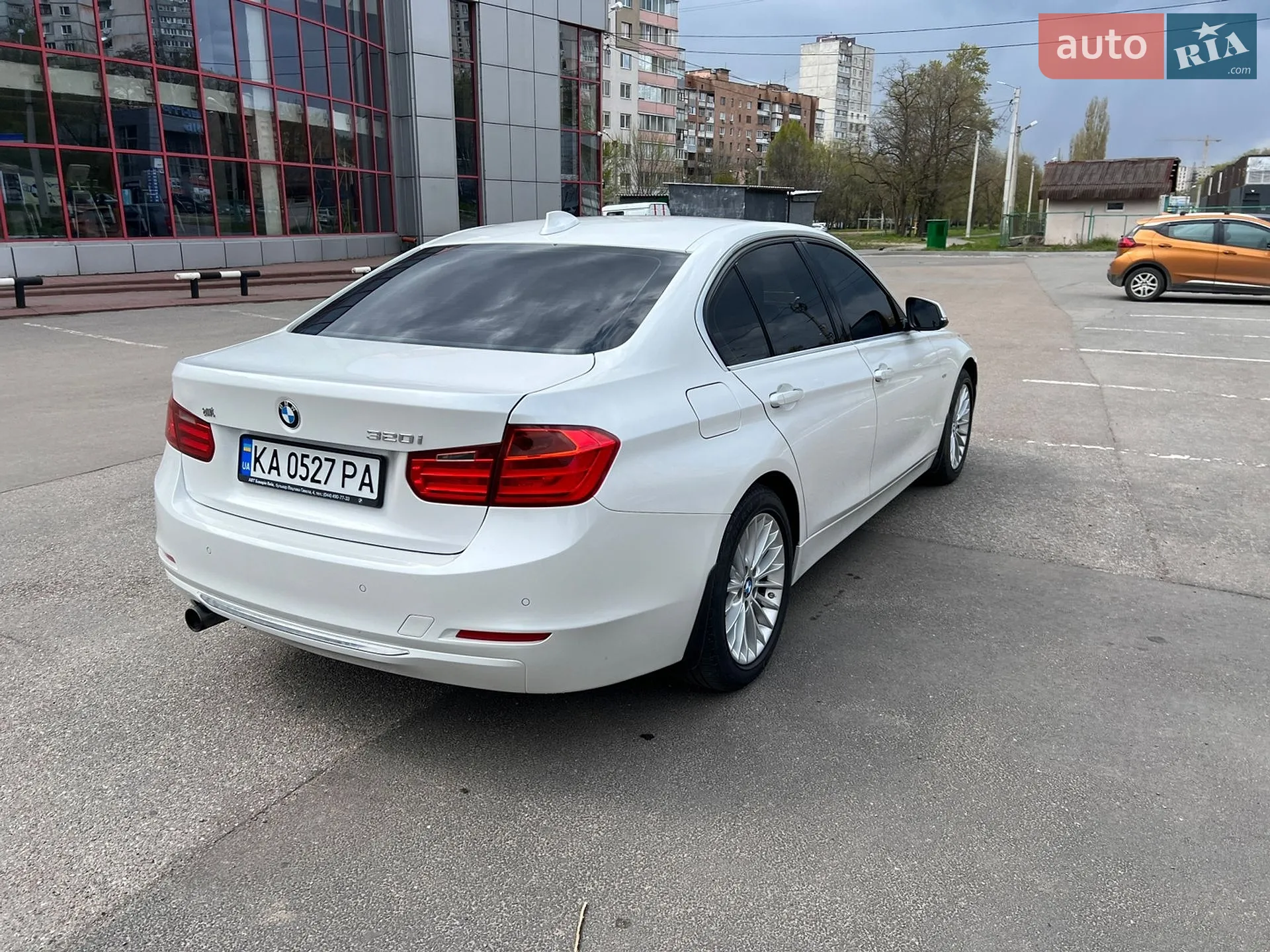 2012 BMW 3er - мініатюра 12