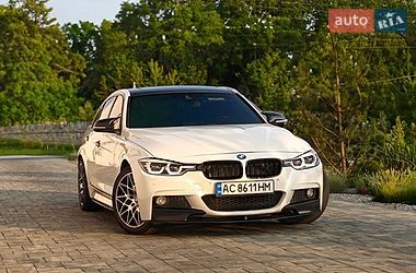 Седан BMW 3 Series 2017 в Луцке