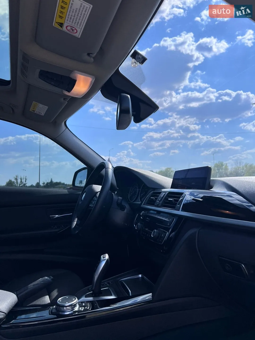 2015 BMW 3er - мініатюра 28