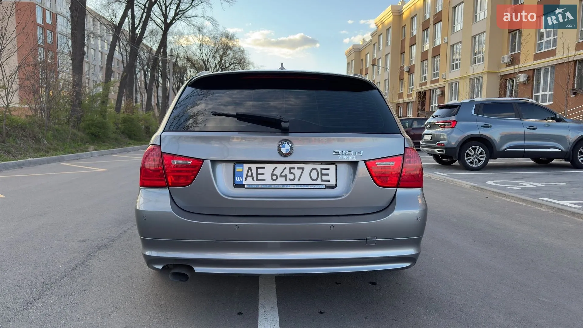 2010 BMW 3er - мініатюра 8