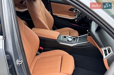 Седан BMW 3 Series 2025 в Киеве
