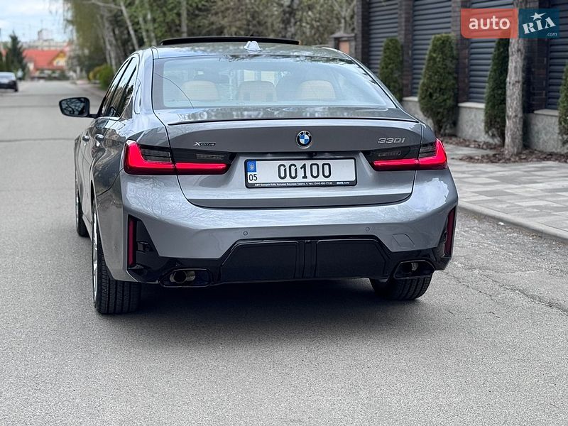Седан BMW 3 Series 2025 в Киеве