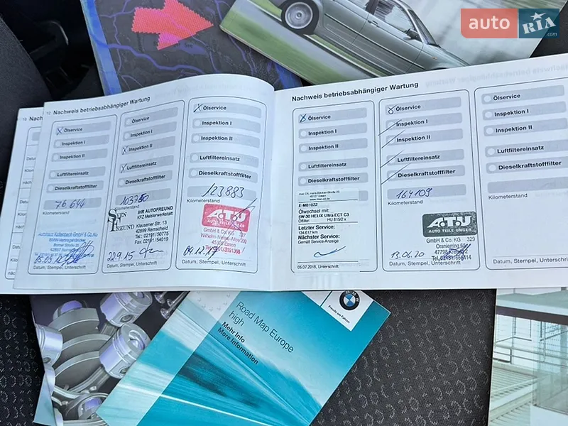 Седан BMW 3 Series 2004 в Одессе документ