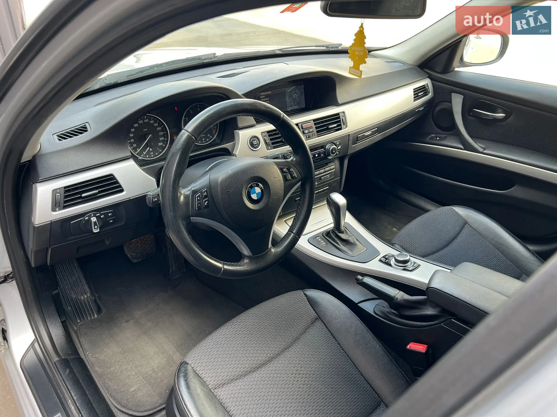 2011 BMW 3er - мініатюра 12