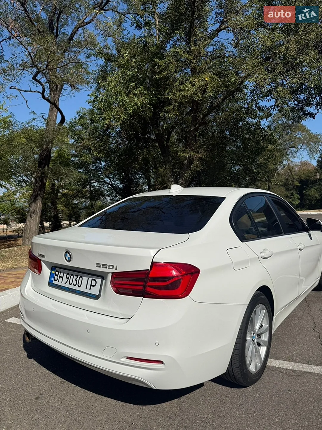 2015 BMW 3er - мініатюра 2