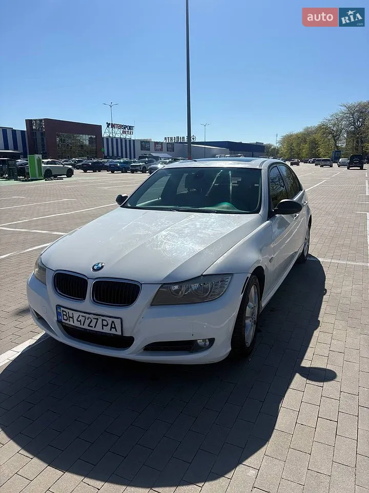 2010 BMW 3er - мініатюра 25
