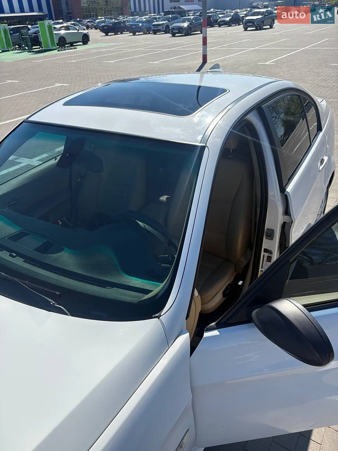 2010 BMW 3er - мініатюра 18
