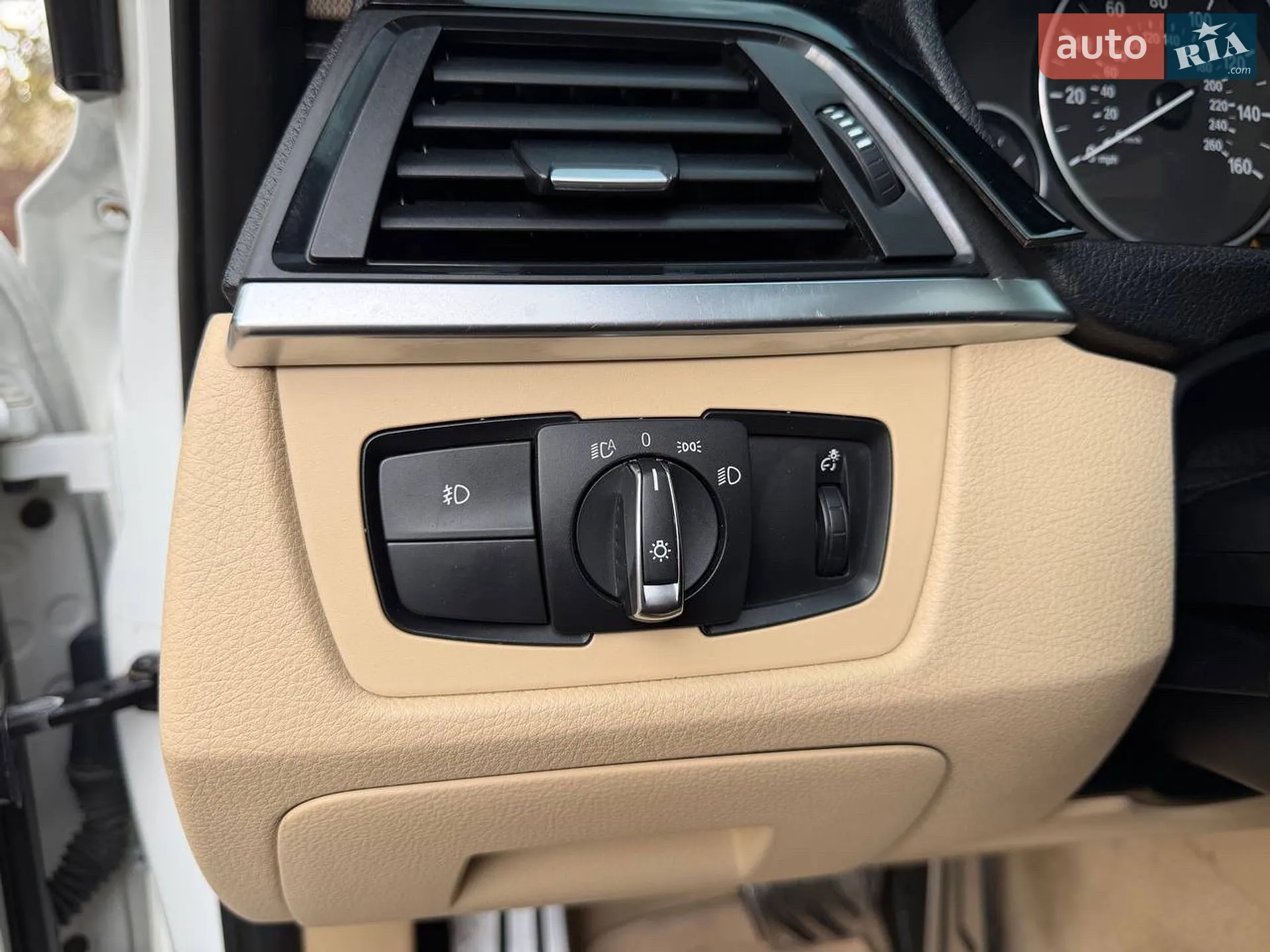 2013 BMW 3er - мініатюра 19