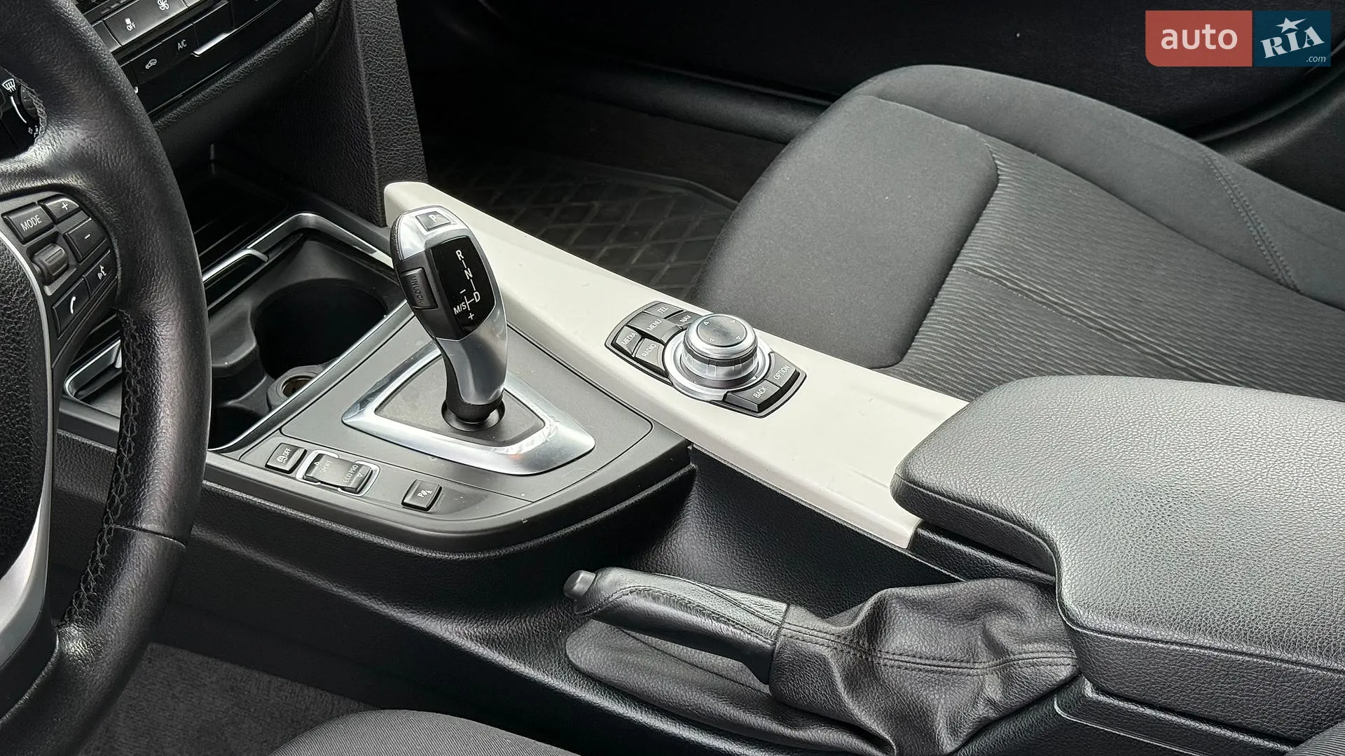 2016 BMW 3er - мініатюра 13