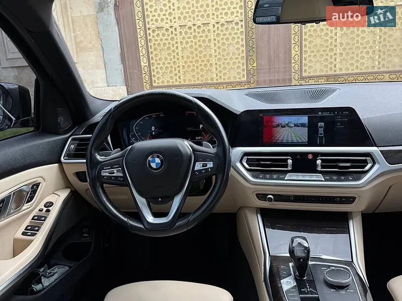 BMW 3 Series 2019 VIN WBA5R1C53KFH01270 фото оголошення 7 з 50