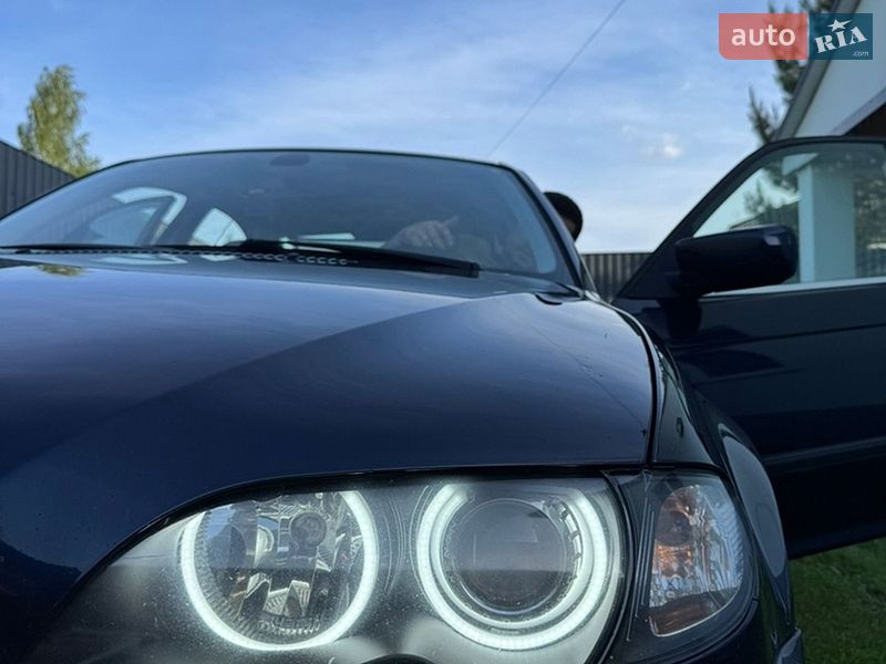 Седан BMW 3 Series 2002 в Киеве
