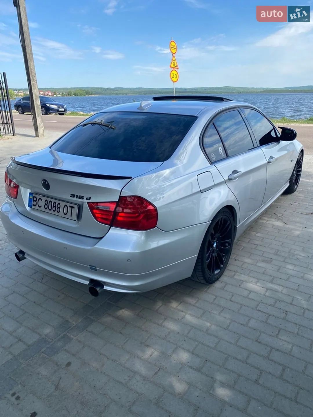 2011 BMW 3er - мініатюра 4