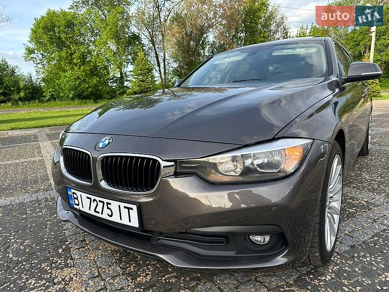 Седан BMW 3 Series 2015 в Пирятине