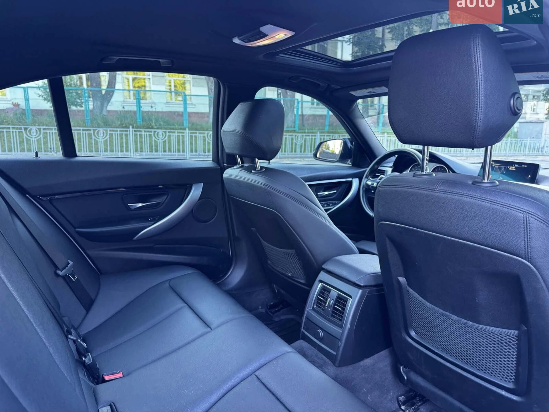 2015 BMW 3er - мініатюра 31