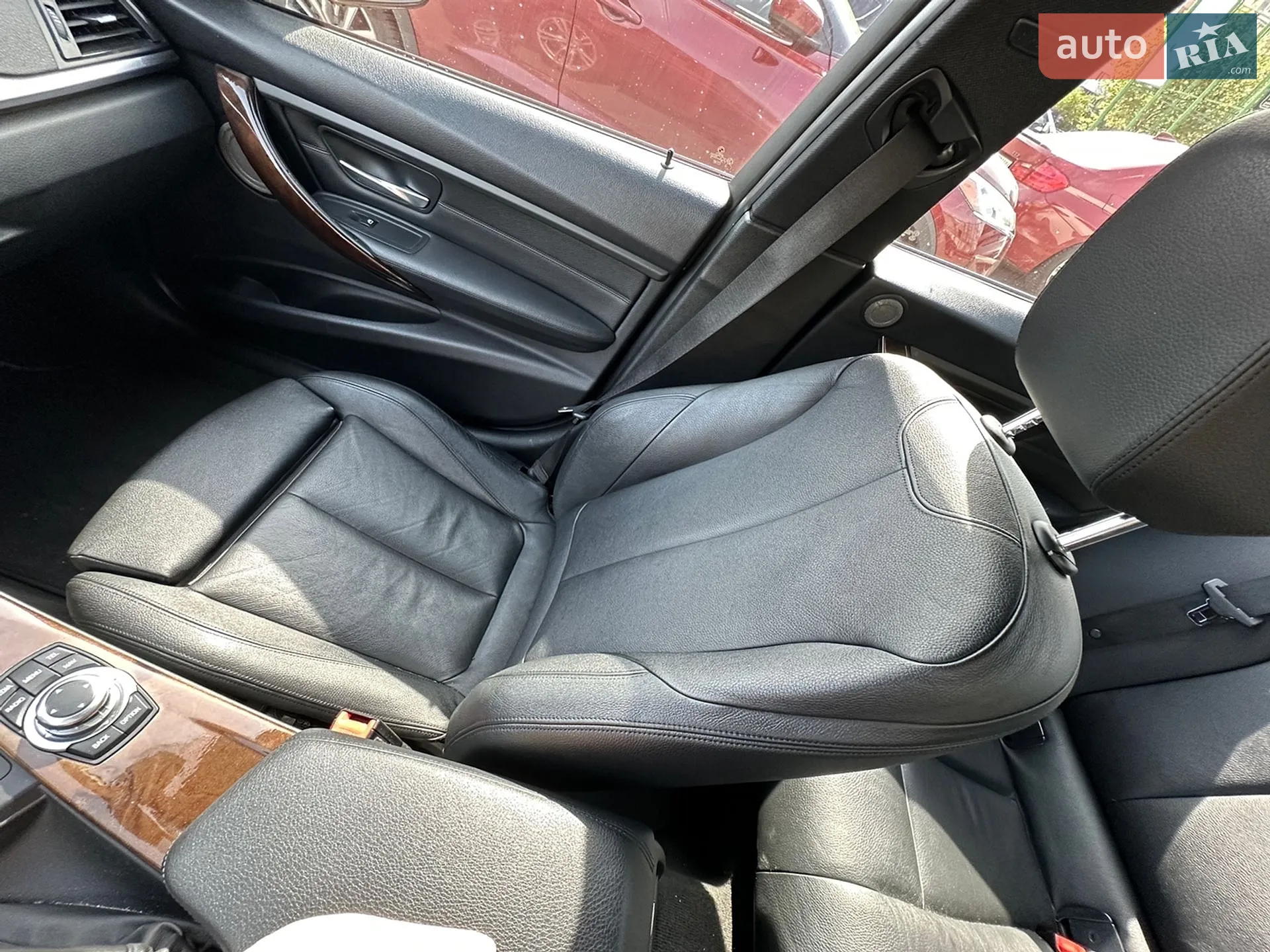 2012 BMW 3er - мініатюра 12