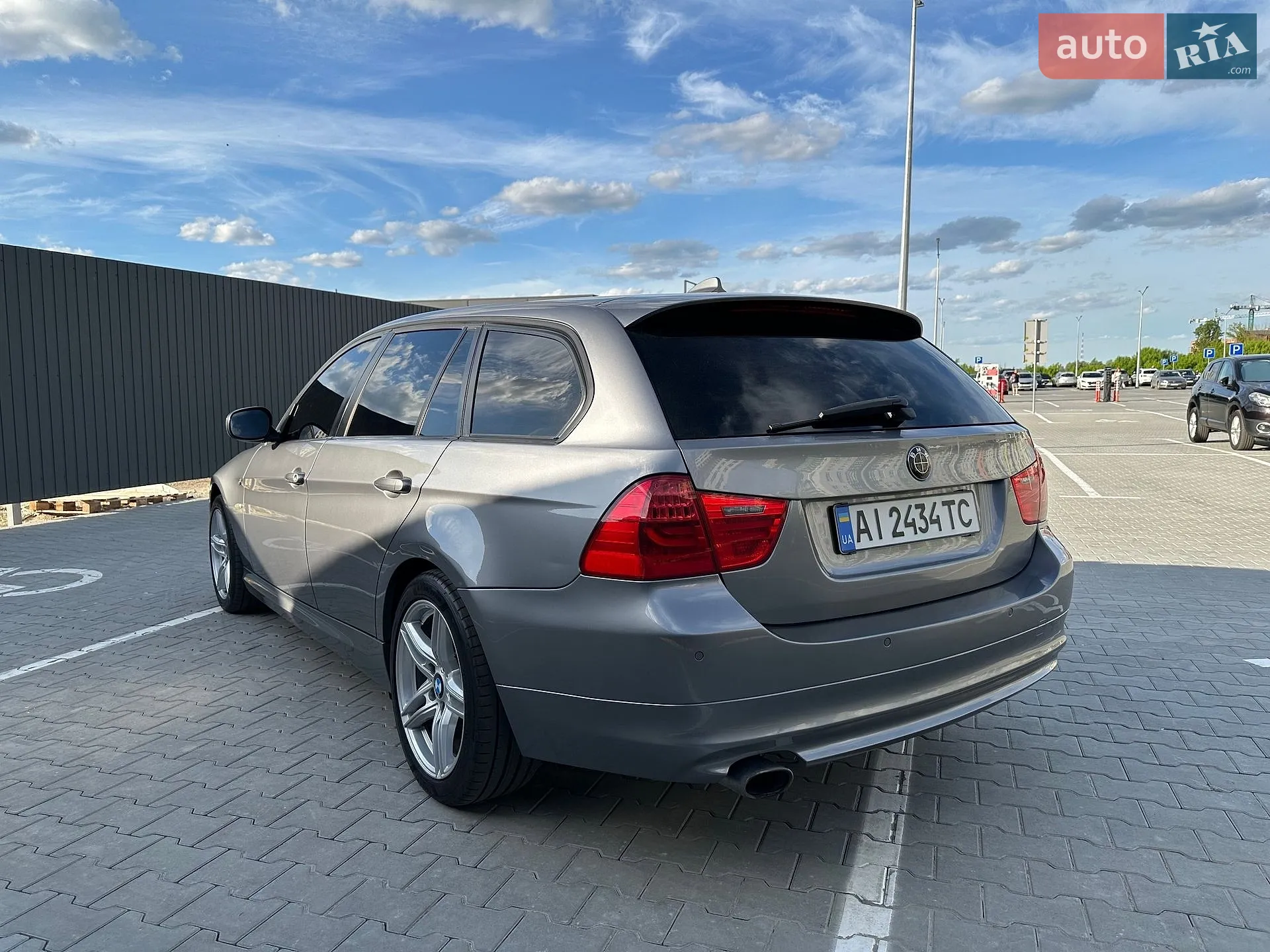 2010 BMW 3er - мініатюра 10