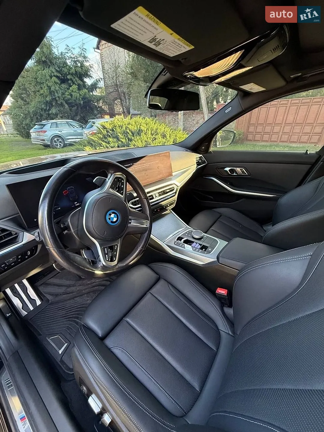 BMW 3 Series 2022 VIN 3MW39FS0XP8D08289 фото оголошення 11 з 18