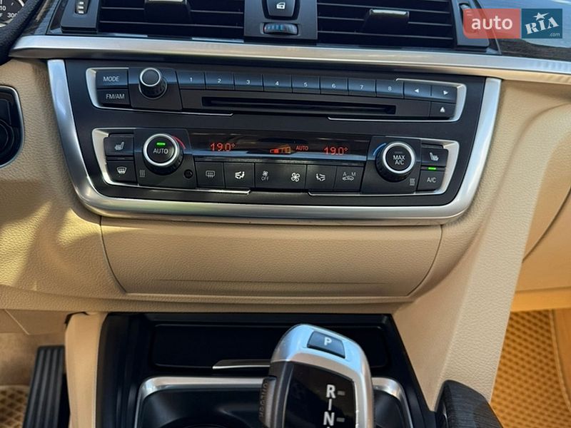 Седан BMW 3 Series 2013 в Виннице