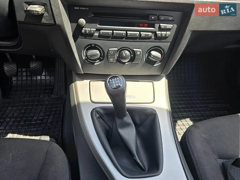 BMW 3 Series 2005 VIN WBAVU31090KY05426 фото оголошення 12 з 43