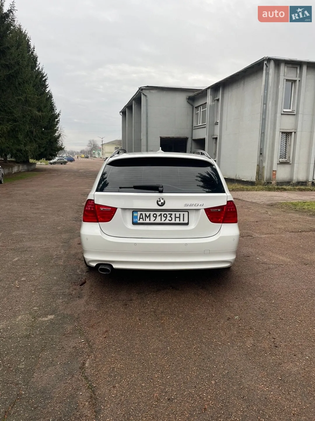 2010 BMW 3er - мініатюра 10