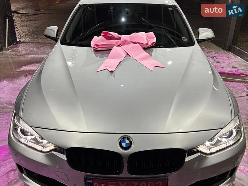 BMW 3 Series 2014 VIN WBA3D5102EF705610 фото оголошення 2 з 68