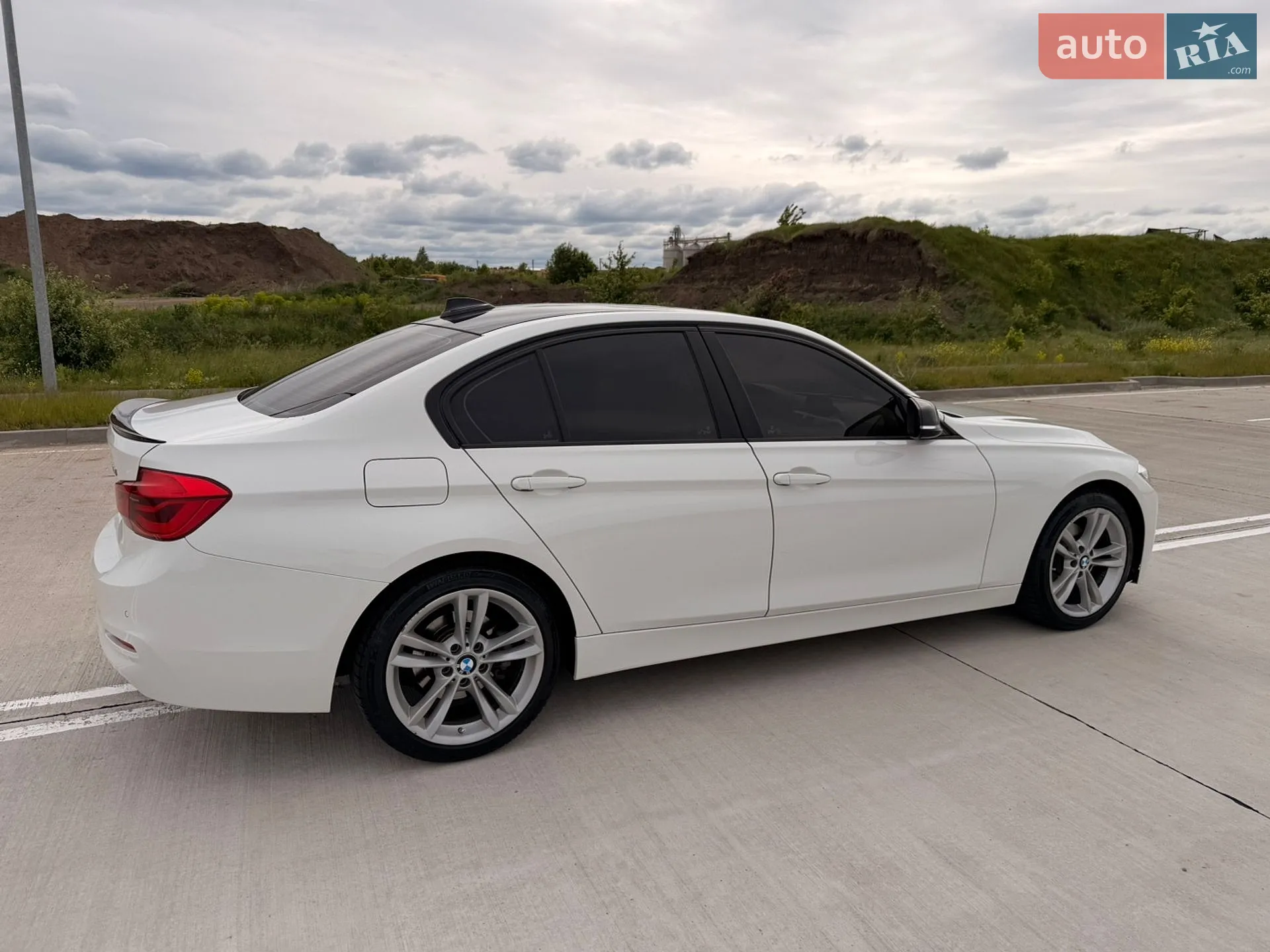 2017 BMW 3er - мініатюра 17