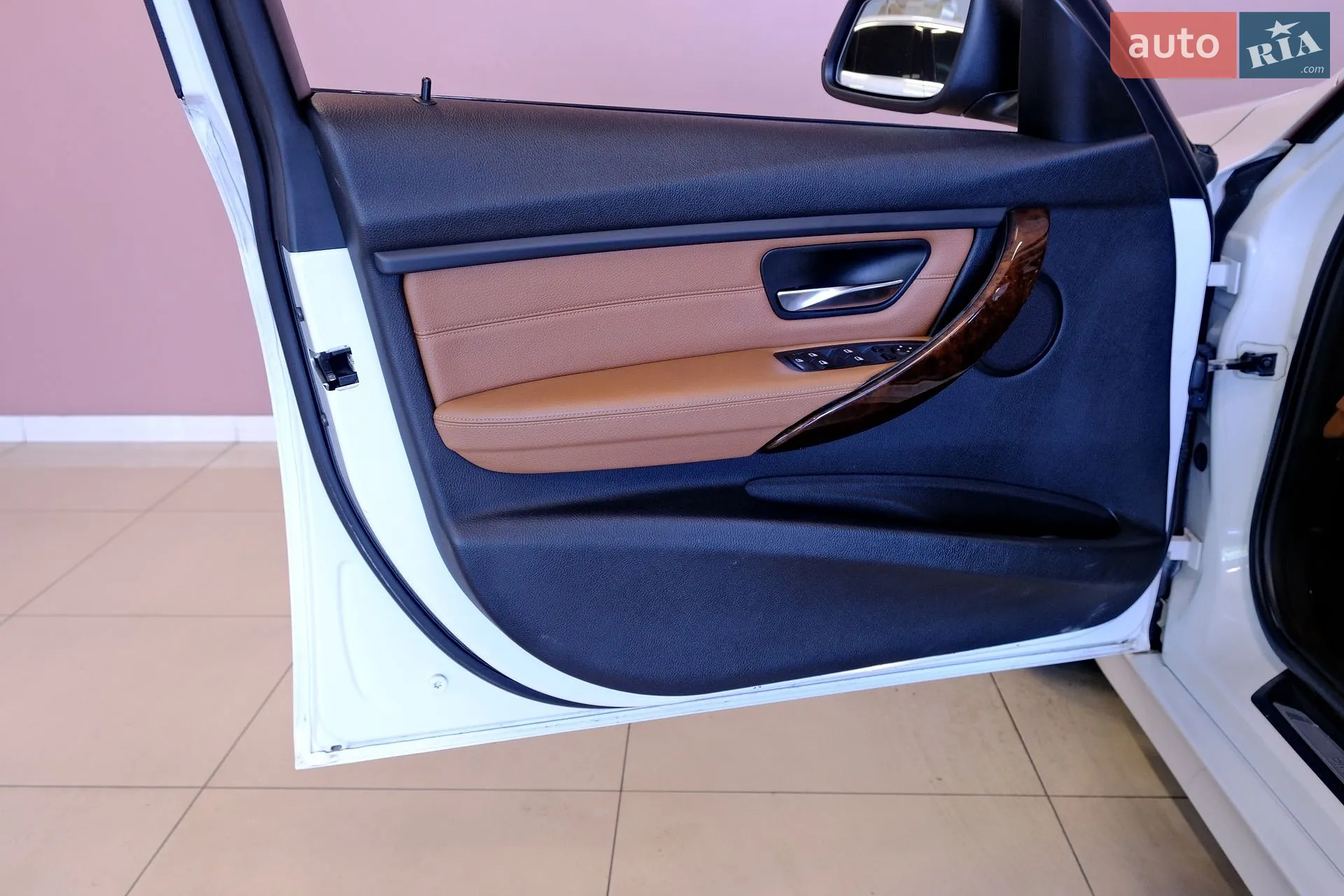 2012 BMW 3er - мініатюра 28